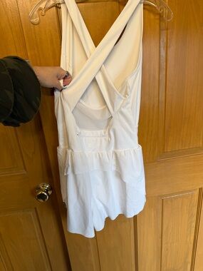 Athleta White Crossover Runsie Romper Mini Short Onepiece